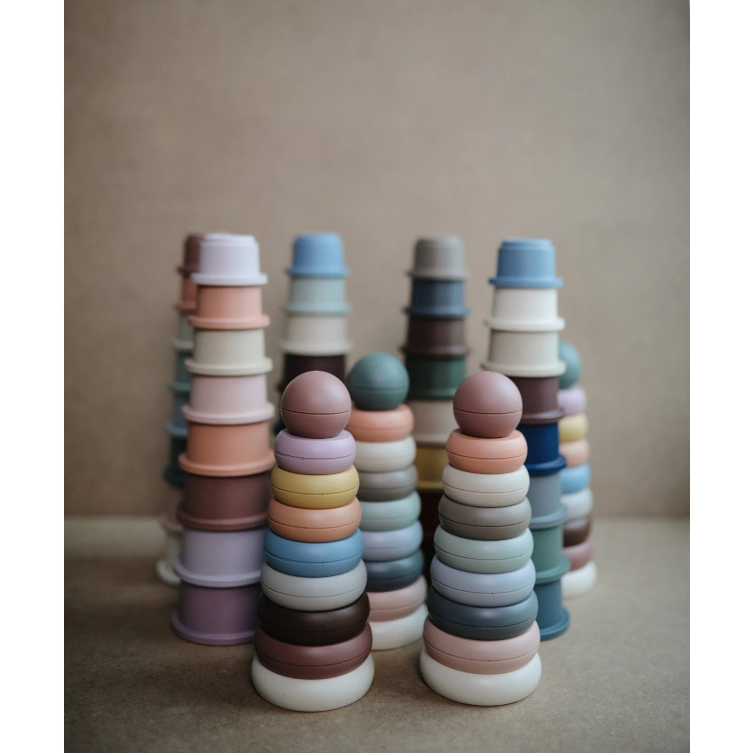 Mushie Anneaux à Empiler Rustic 3 Mushie Anneaux à Empiler Rustic – Image 3