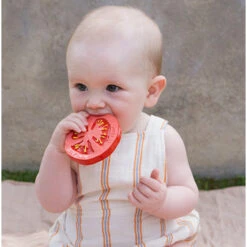 Jouet à Mordiller Tomate Renato -Jouet Promos Boutique jouet a mordiller tomate renato oli amp carol.590rl3.max