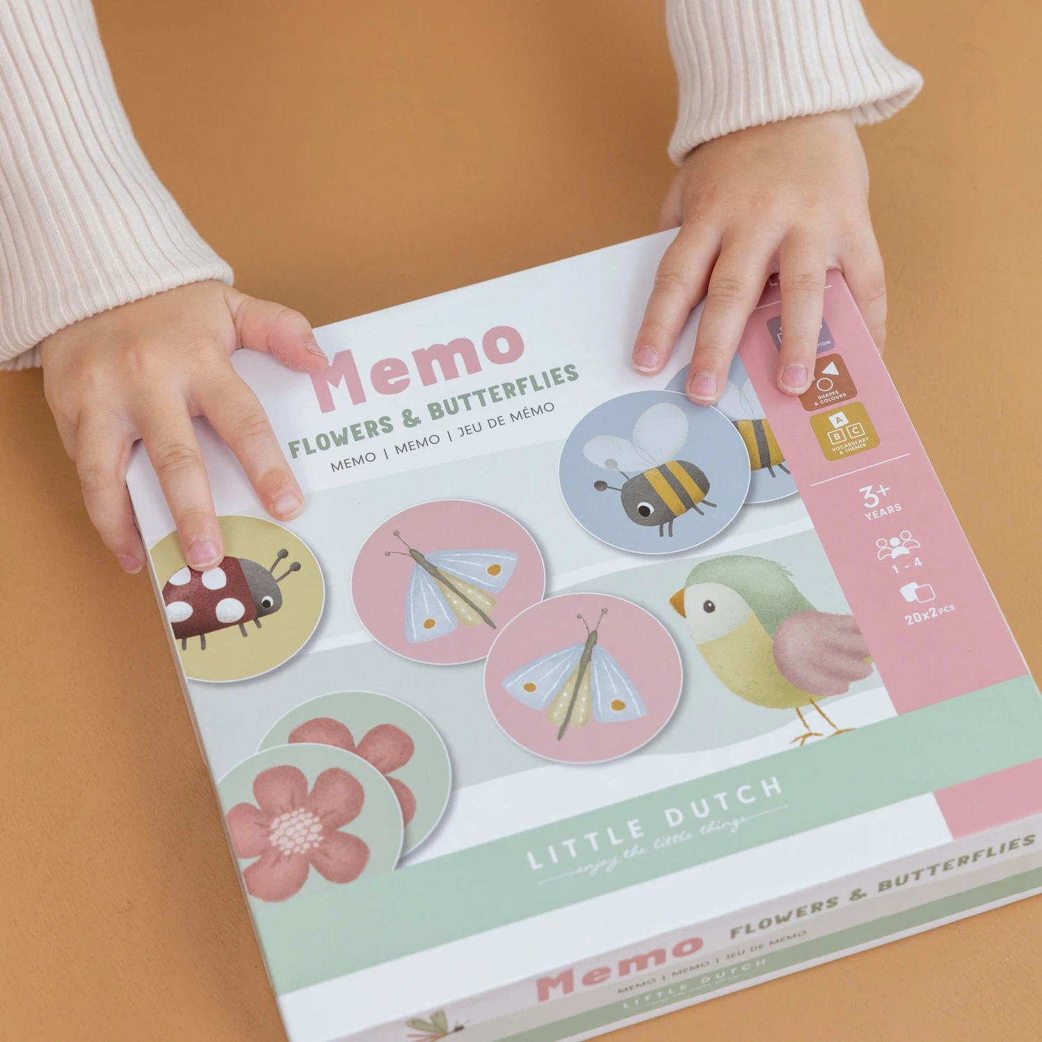 Little Dutch Memory Flowers & Butterflies 7 Little Dutch Memory Flowers & Butterflies – Image 7