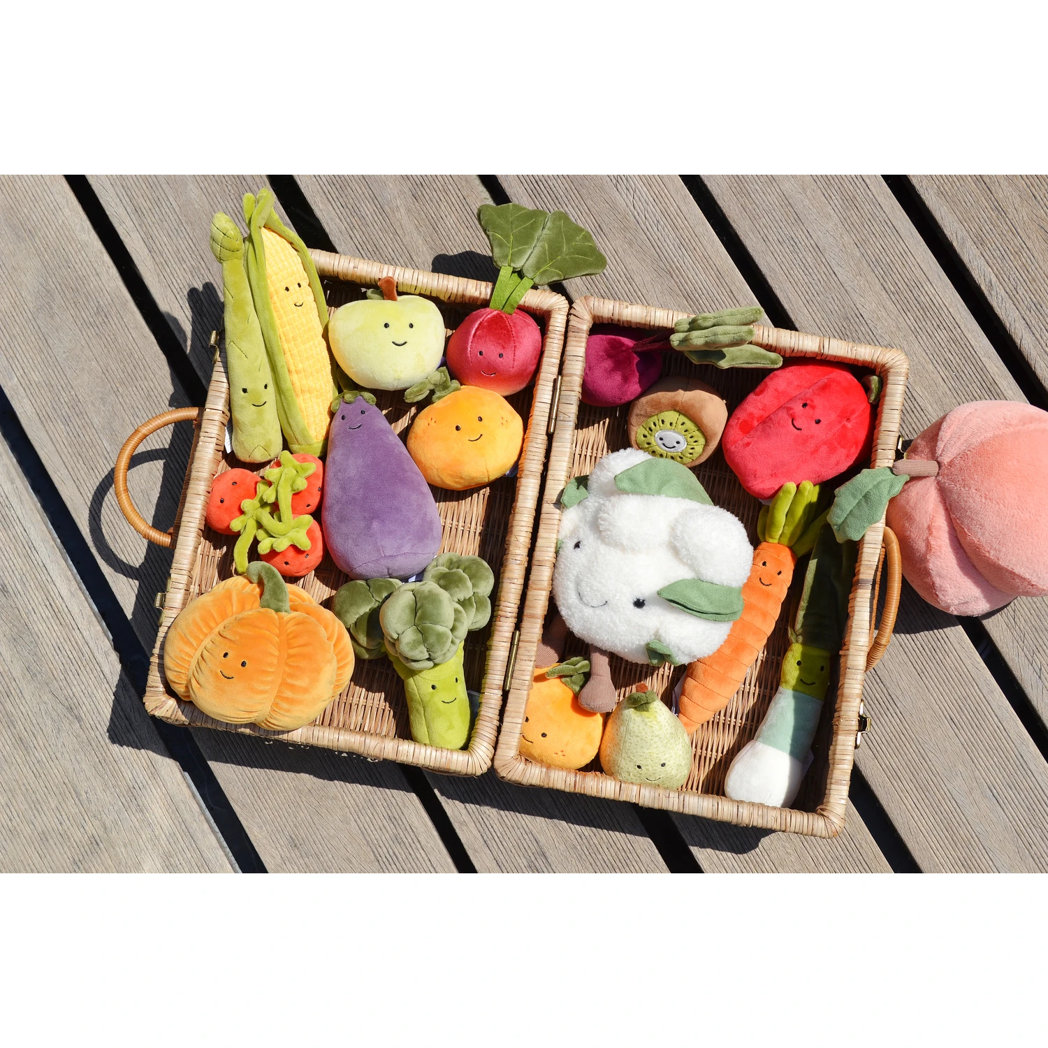 JELLYCAT Peluche Vivacious Oignon 3 JELLYCAT Peluche Vivacious Oignon – Image 3